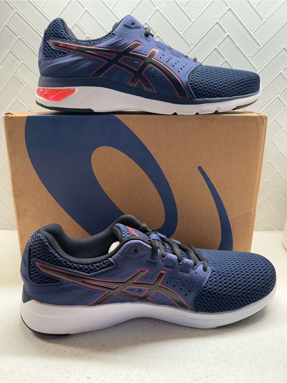 ASICS Men's Navy Blue Running Shoes size 10